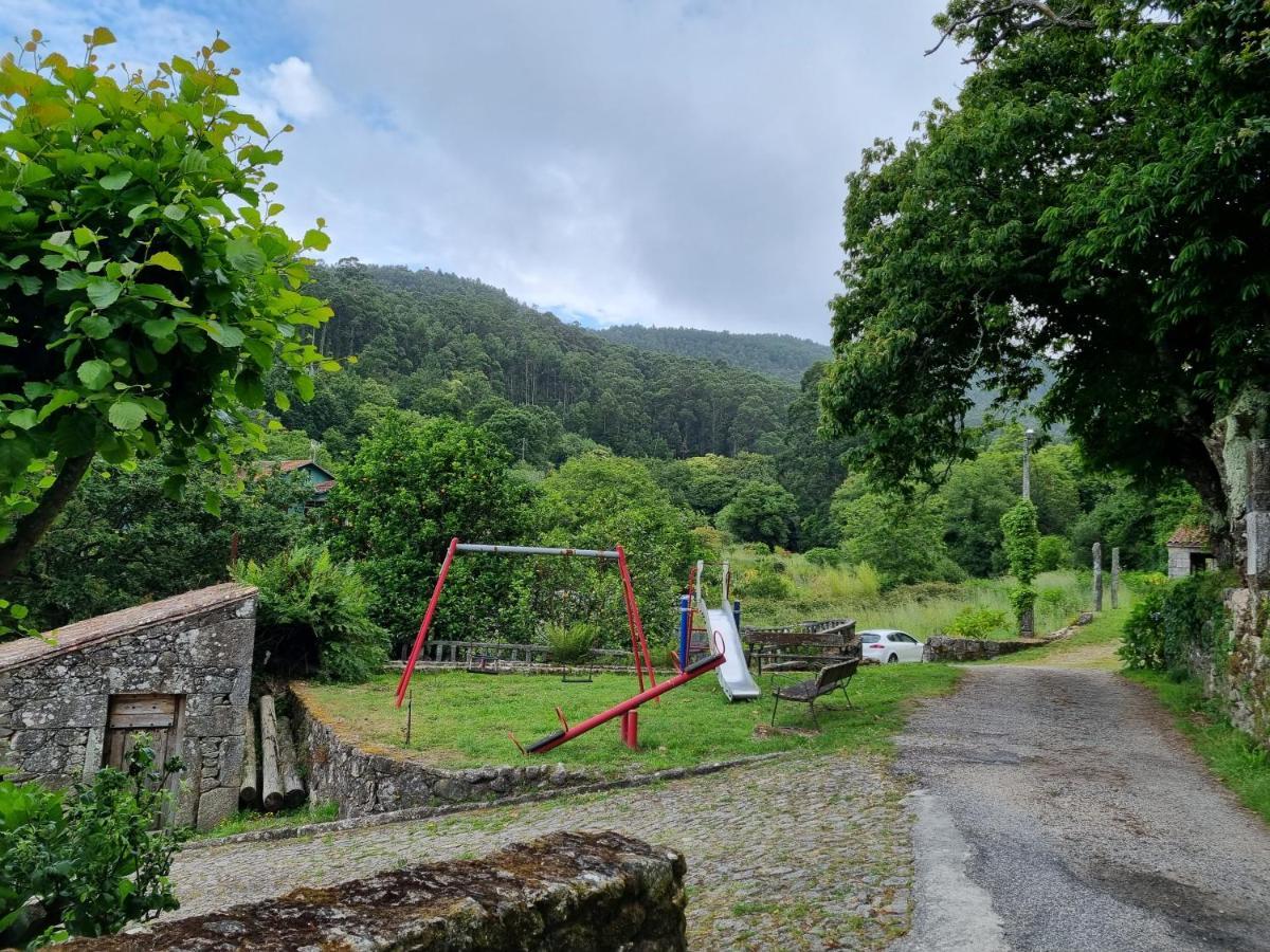 Alojamiento Casa Carlota Villadesuso Luaran gambar