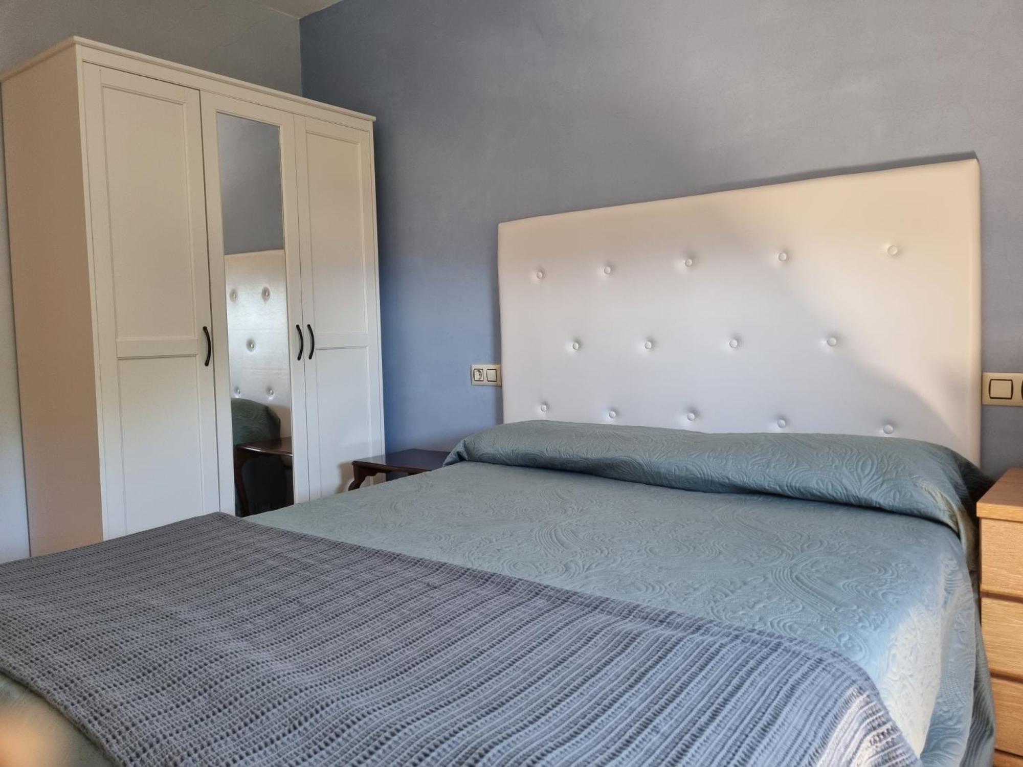 Alojamiento Casa Carlota Villadesuso Luaran gambar