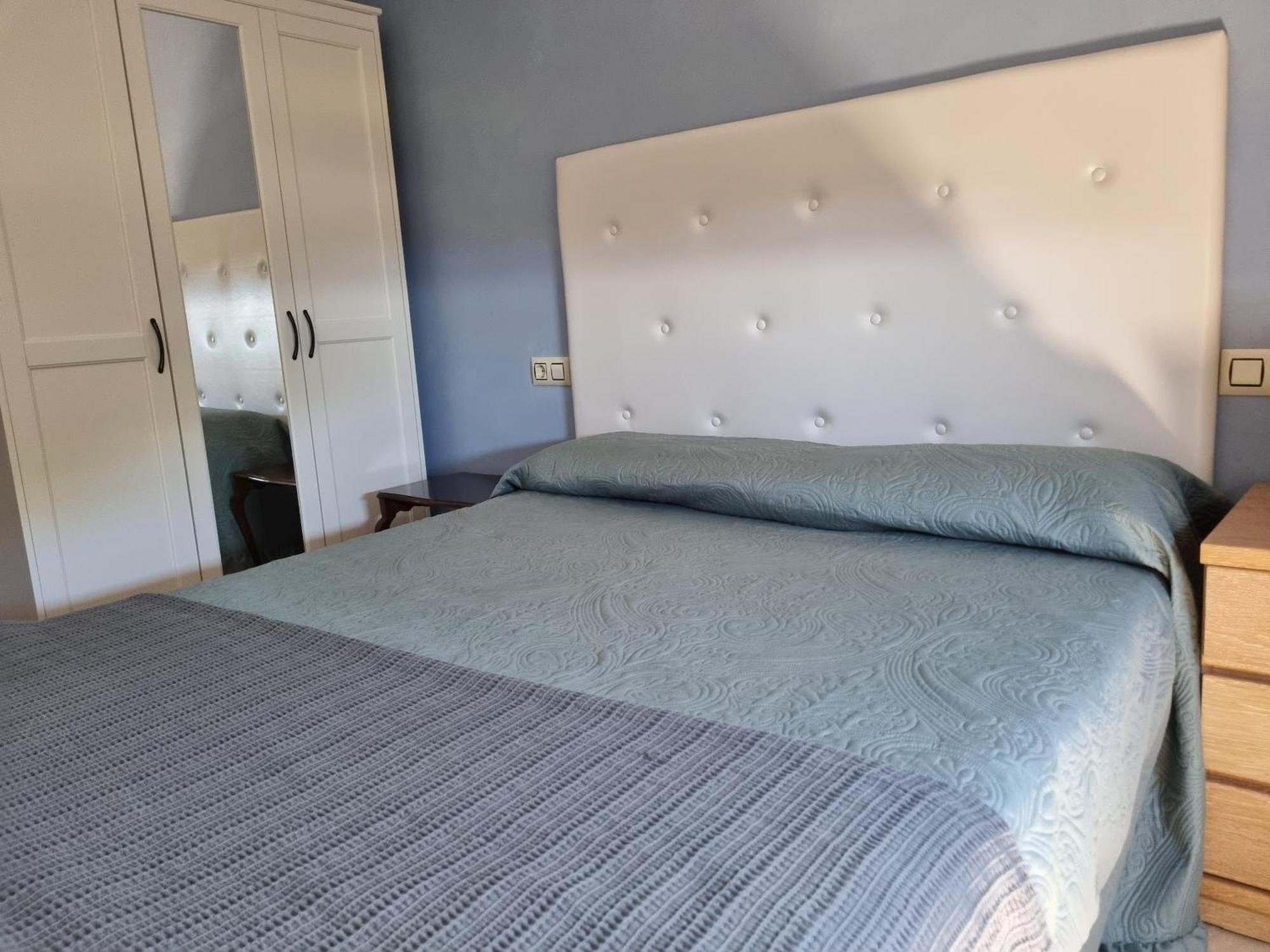 Alojamiento Casa Carlota Villadesuso Luaran gambar